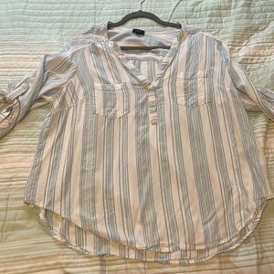Torrid Size 1 (1x) Georgette Harper Blouse